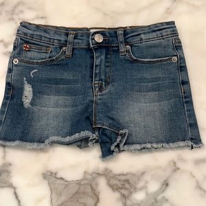 Girls size 6x shorts
